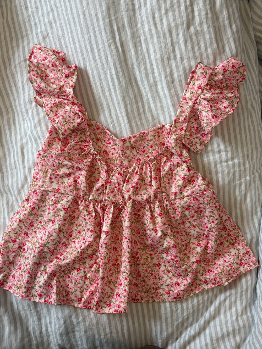 Pink Floral Ruffle Top - Picture 4 of 5